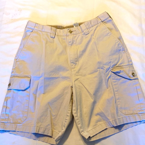 Geoffrey Beene Shorts Geoffrey Beene Size 34 Mens Cargo Shorts